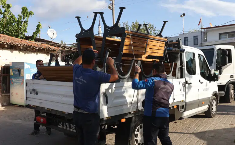 Muğla’da ilçelere oyun alanı ve peyzaj desteği sürüyor