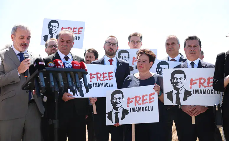 Başkan Aras’ın davetiyle Avrupa Kentleri İmamoğlu İçin İstanbul’da