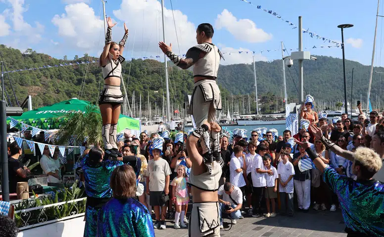 Marmaris’te Müzik, Dans ve Eğlence Bir Arada