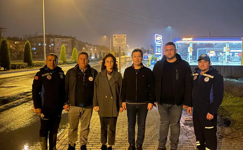 Muğla’da Sağanak Alarmı: Başkanlar Gece Yarısı Çalışmaları Yerinde Takip Etti