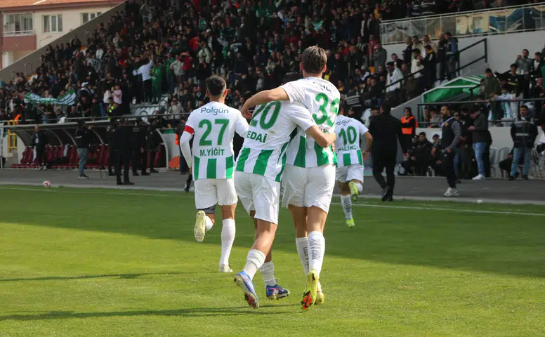 90’da Gelen Gol Tribünleri Ayağa Kaldırdı! Muğlaspor Zirveye Ortak