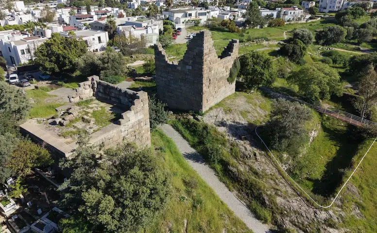 Tarihi Alanlarda Yoğun Mesai: Temizlik Çalışmaları Tamamlandı