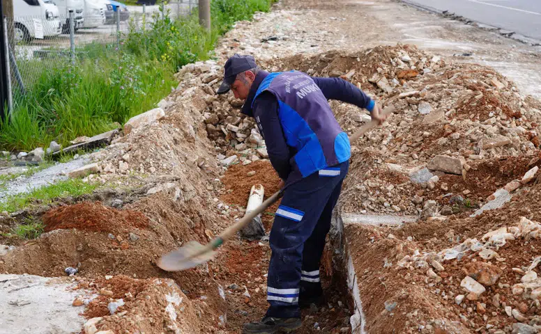 Bayır’da Yılların Sorunu Çözüldü: Su Hattı Yenilendi