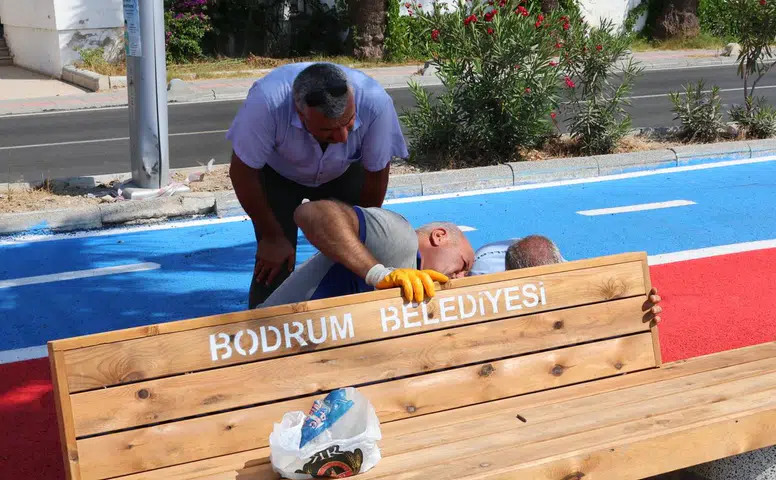 Kentin Görünmeyen Kahramanları! Bodrum Belediyesi'nden Yoğun Mesai