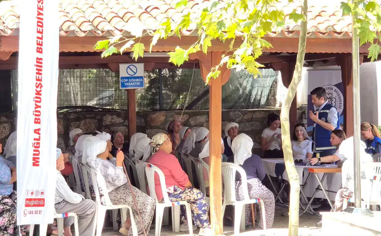 Sağlık Ekibi Sahada: Vatandaşların Tansiyon ve Şekeri Ölçüldü
